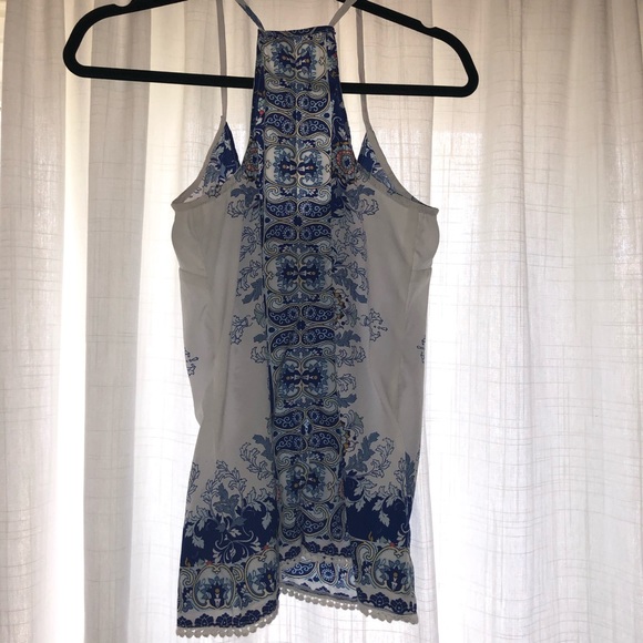 Patterned Tank Top - Picture 3 of 3